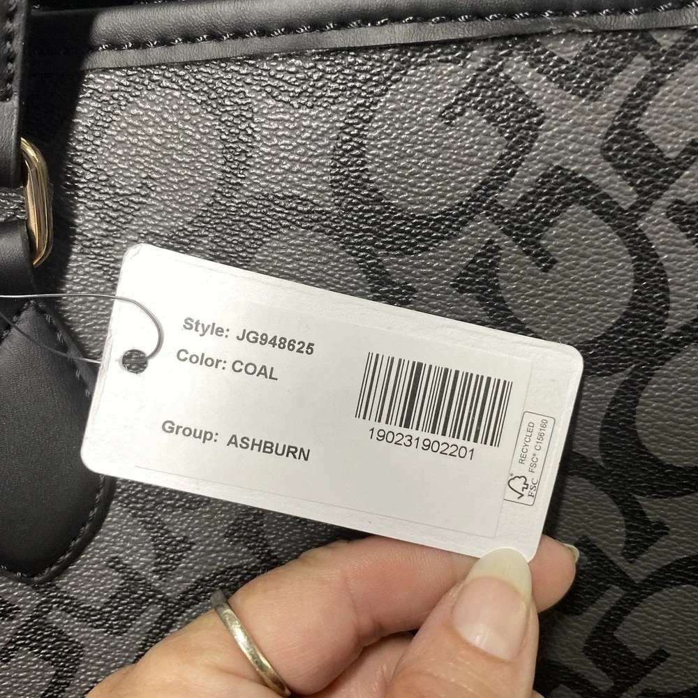 [GUESS]‎ Ashburn G Monogram Women's Tote Bag Purse 18x11x5.5